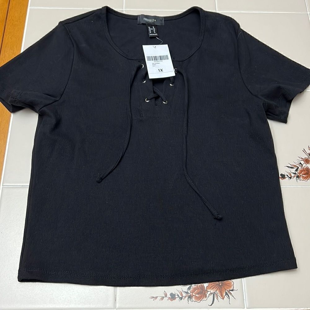 Forever 21 Crop Top Size 1X